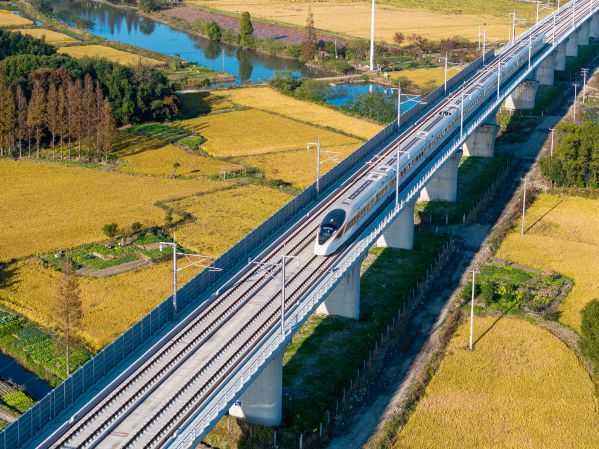 滬蘇湖高鐵開始試運行 (3)